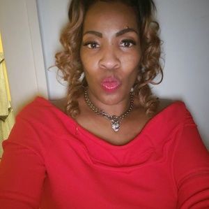 Meet your Posher, Tanya
